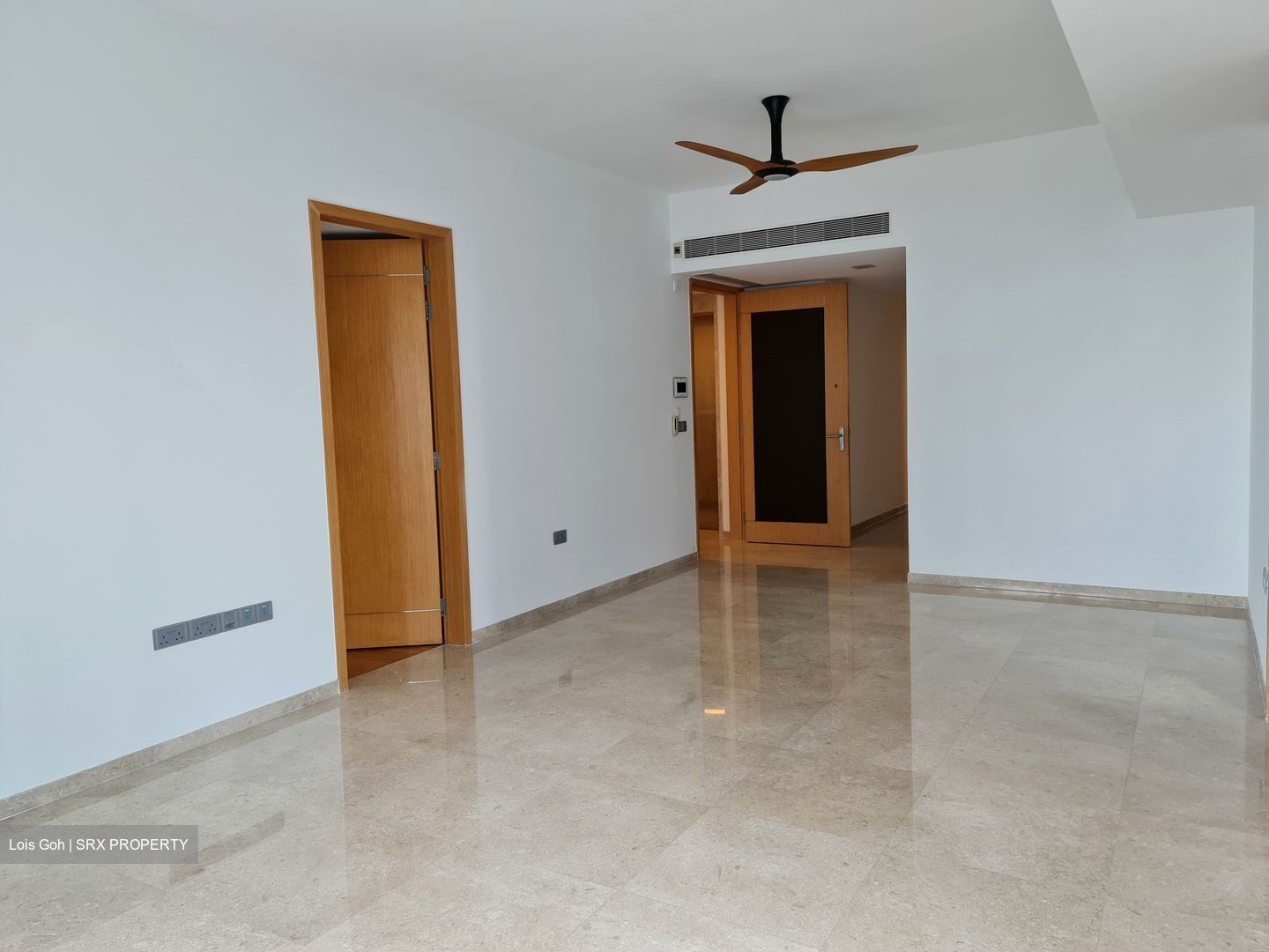 Marina Bay Suites (D1), Condominium #460142101